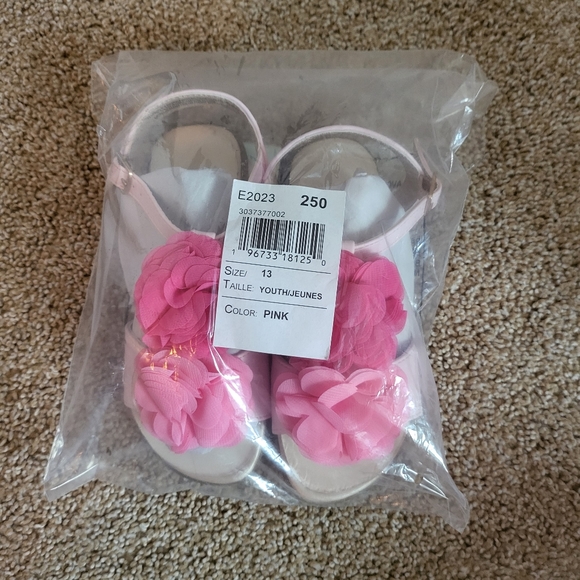 ♥️NWT♥️ GYMBOREE GIRLS SANDALS - Picture 8 of 9